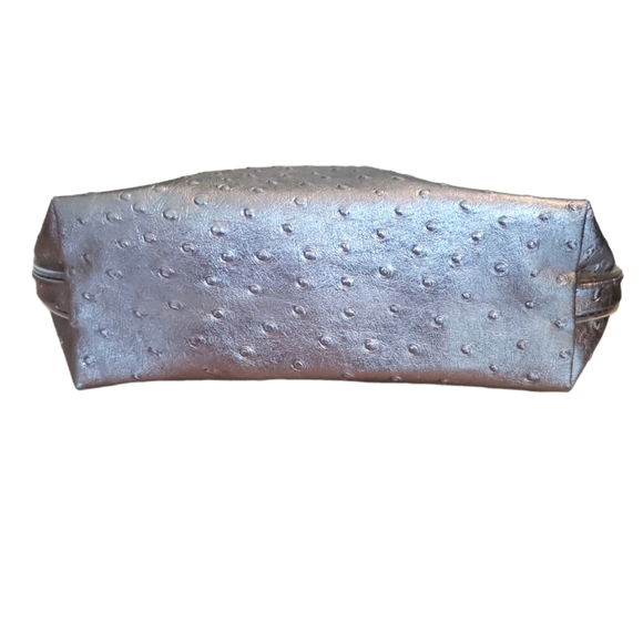 ☕ Fashion Fair Shimmery Grey Cosmetic Bag - Picture 4 of 7